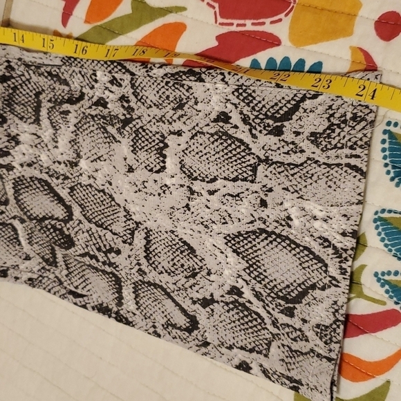 NWT She + Sky snakeskin pants size Small - Picture 9 of 9